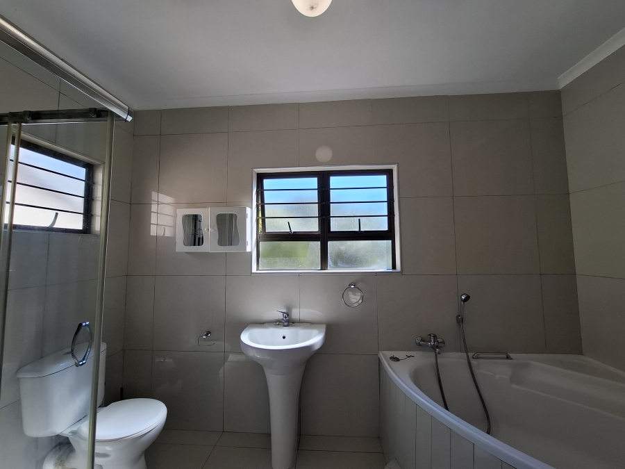 2 Bedroom Property for Sale in Manors KwaZulu-Natal