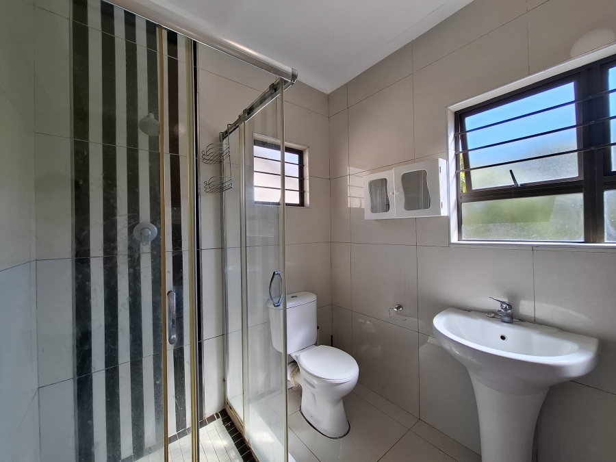 2 Bedroom Property for Sale in Manors KwaZulu-Natal