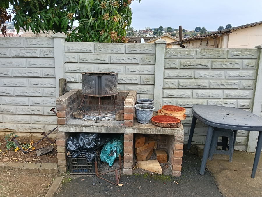 2 Bedroom Property for Sale in Northdale KwaZulu-Natal