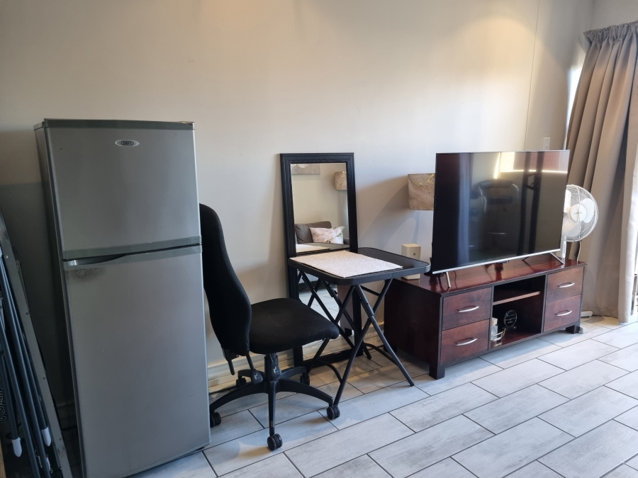To Let 2 Bedroom Property for Rent in New Town Centre KwaZulu-Natal