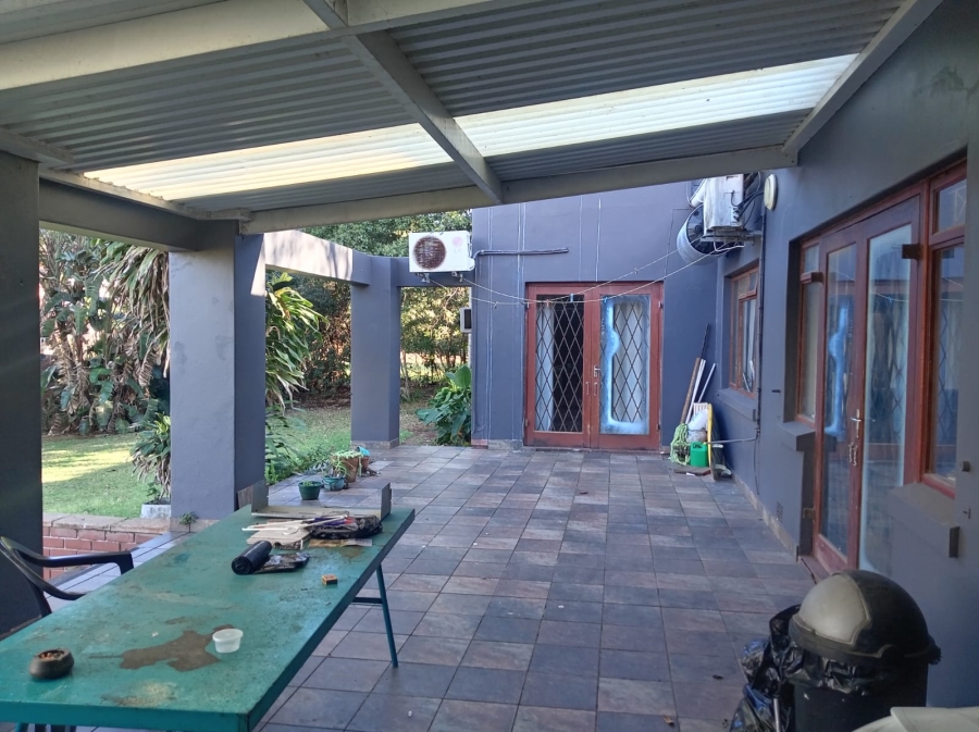 3 Bedroom Property for Sale in Amanzimtoti KwaZulu-Natal
