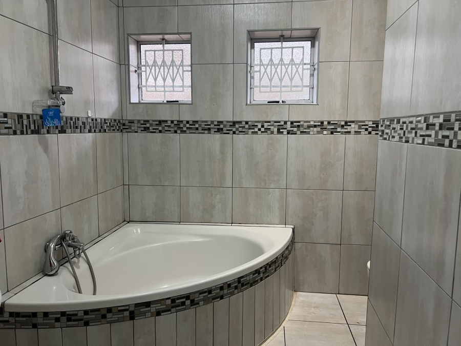 To Let 3 Bedroom Property for Rent in Arboretum KwaZulu-Natal