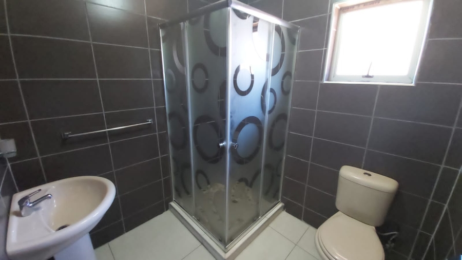 To Let 2 Bedroom Property for Rent in Fynnland KwaZulu-Natal