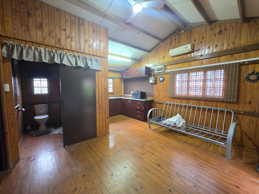 2 Bedroom Property for Sale in Montclair KwaZulu-Natal