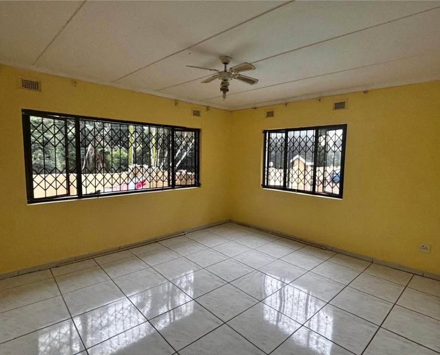 To Let 2 Bedroom Property for Rent in Yellowwood Park KwaZulu-Natal