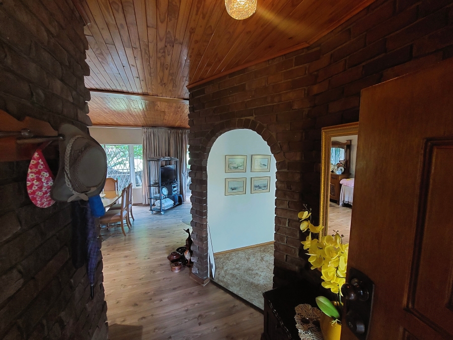 To Let 3 Bedroom Property for Rent in Schuinshoogte KwaZulu-Natal