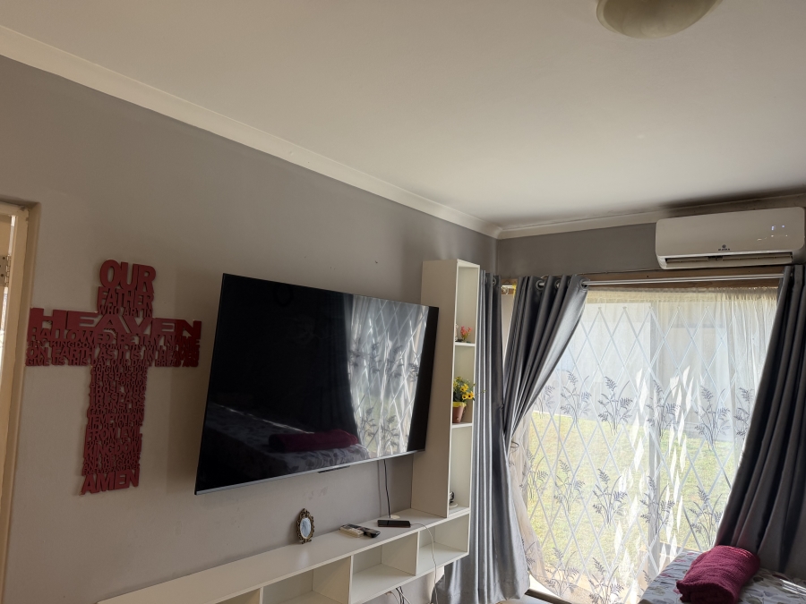 1 Bedroom Property for Sale in Ballito Central KwaZulu-Natal