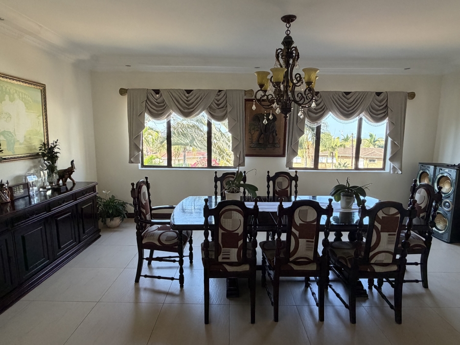 5 Bedroom Property for Sale in Izinga Estate KwaZulu-Natal