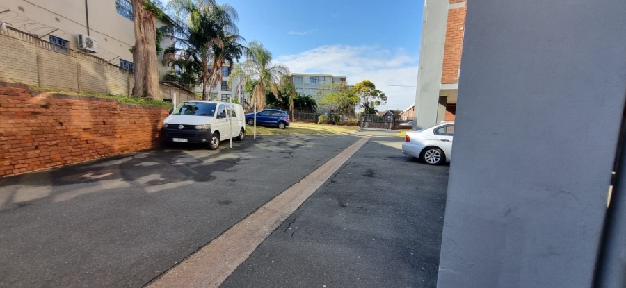 2 Bedroom Property for Sale in Essenwood KwaZulu-Natal