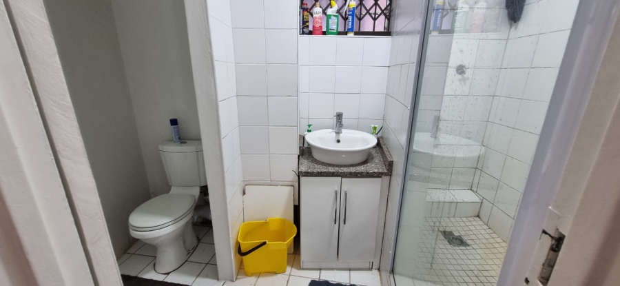 To Let 2 Bedroom Property for Rent in Essenwood KwaZulu-Natal
