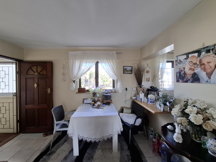 To Let 1 Bedroom Property for Rent in Pinetown KwaZulu-Natal
