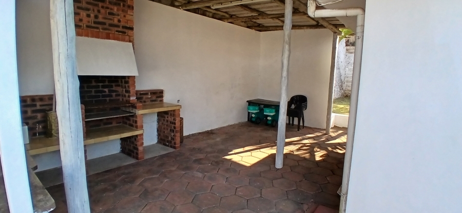 3 Bedroom Property for Sale in Brighton Beach KwaZulu-Natal