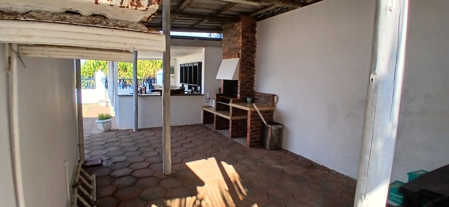 3 Bedroom Property for Sale in Brighton Beach KwaZulu-Natal