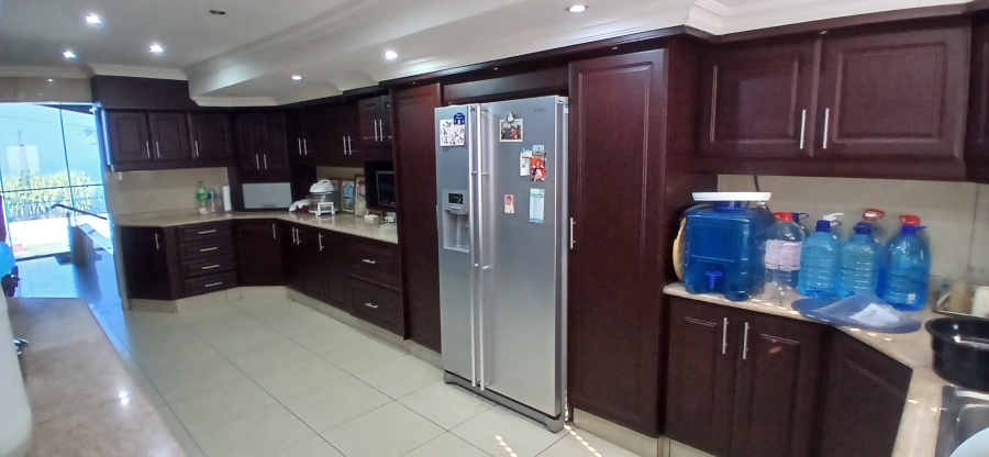 3 Bedroom Property for Sale in Brighton Beach KwaZulu-Natal