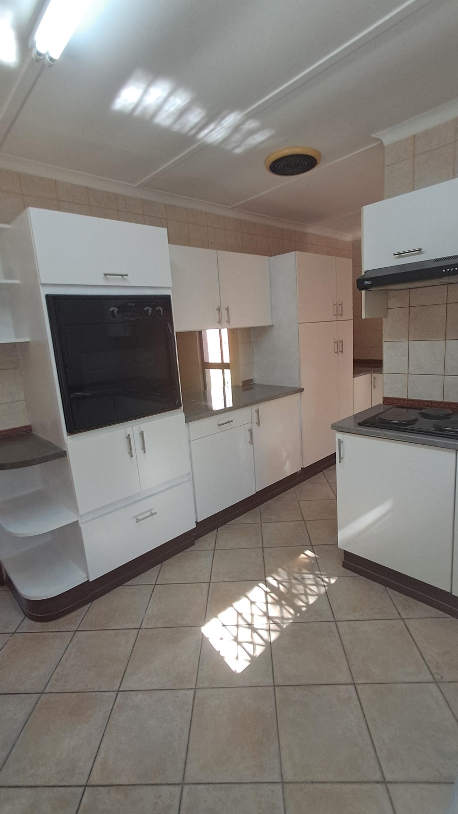 To Let 4 Bedroom Property for Rent in Panorama KwaZulu-Natal