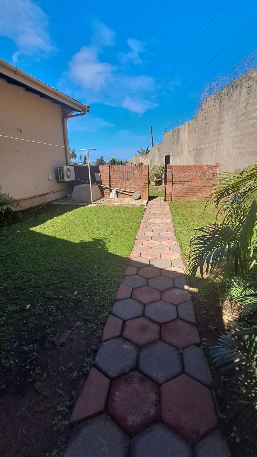 To Let 4 Bedroom Property for Rent in Panorama KwaZulu-Natal
