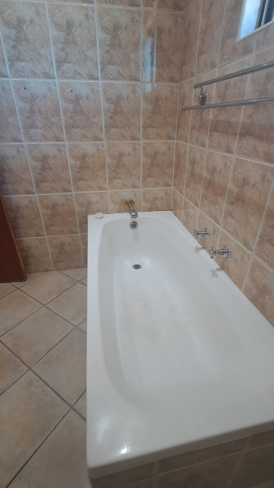To Let 4 Bedroom Property for Rent in Panorama KwaZulu-Natal