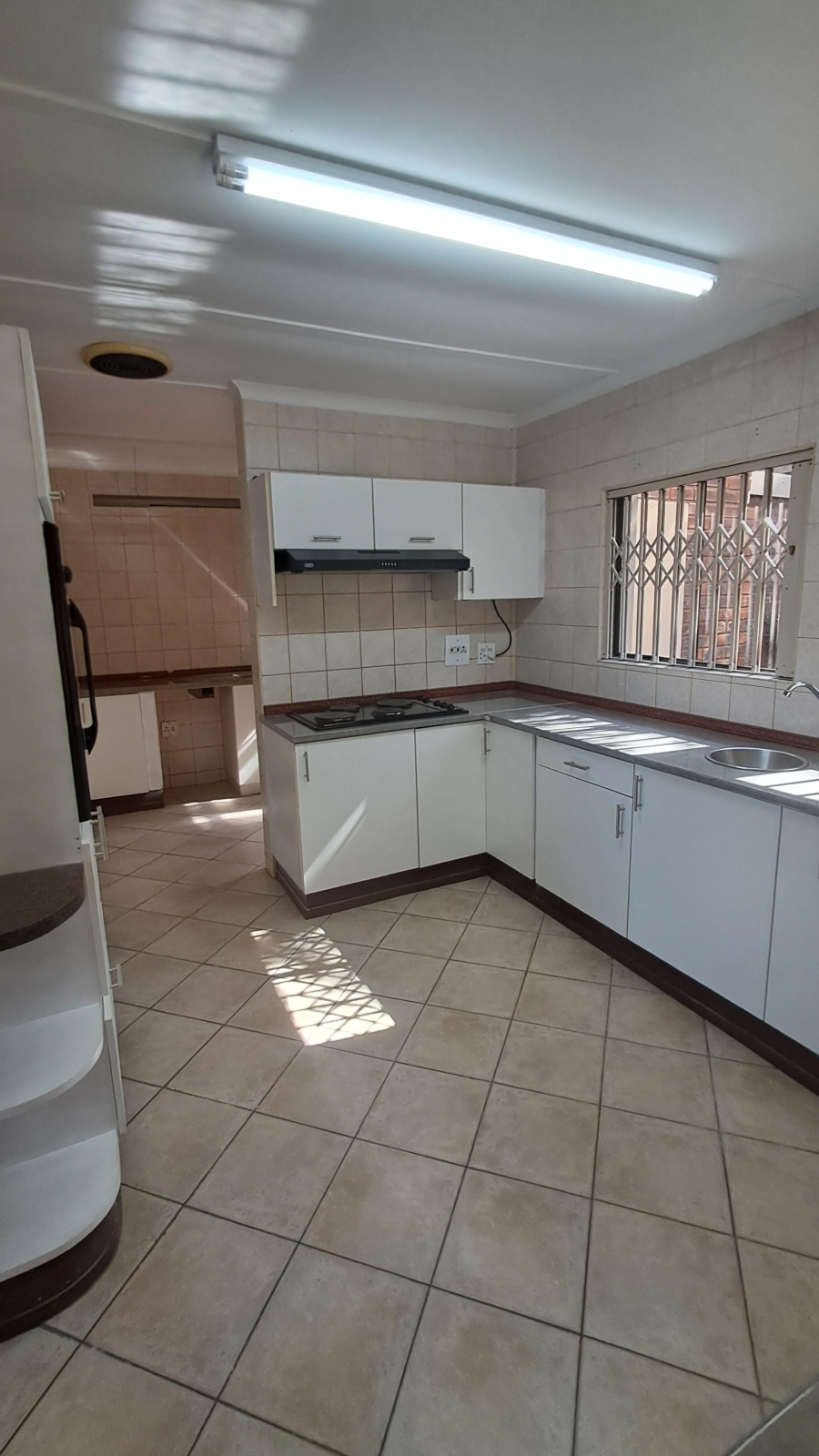 To Let 4 Bedroom Property for Rent in Panorama KwaZulu-Natal