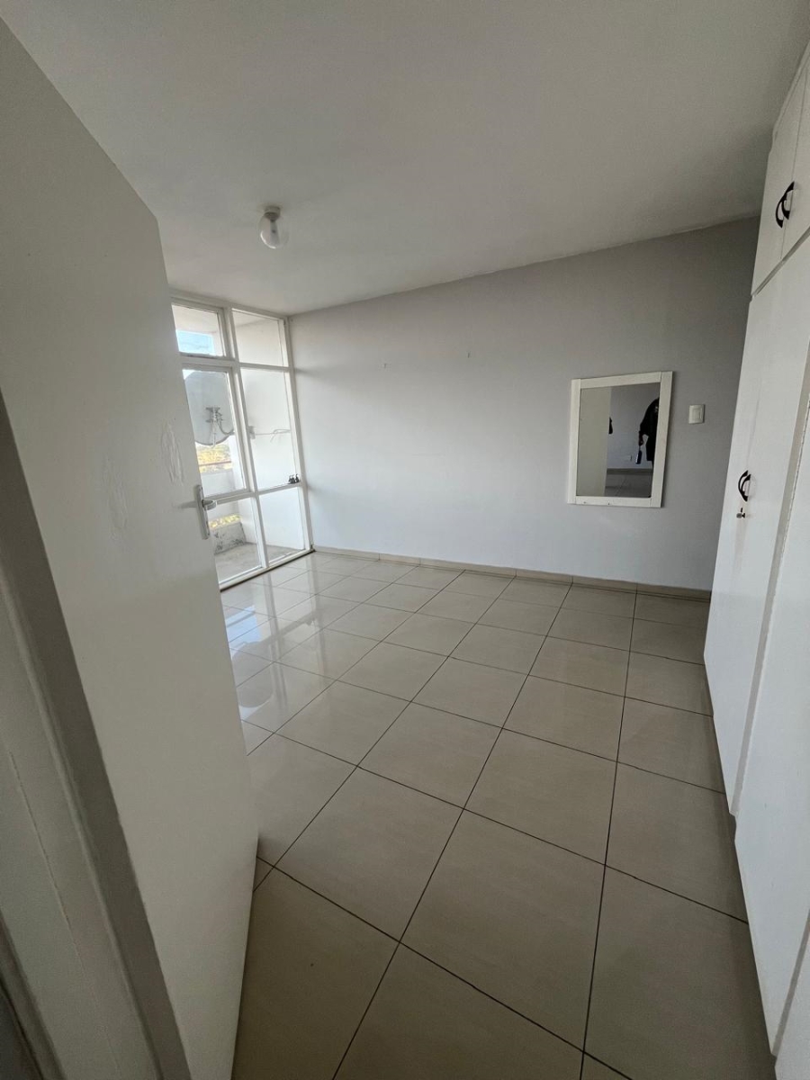 1 Bedroom Property for Sale in Pinetown KwaZulu-Natal