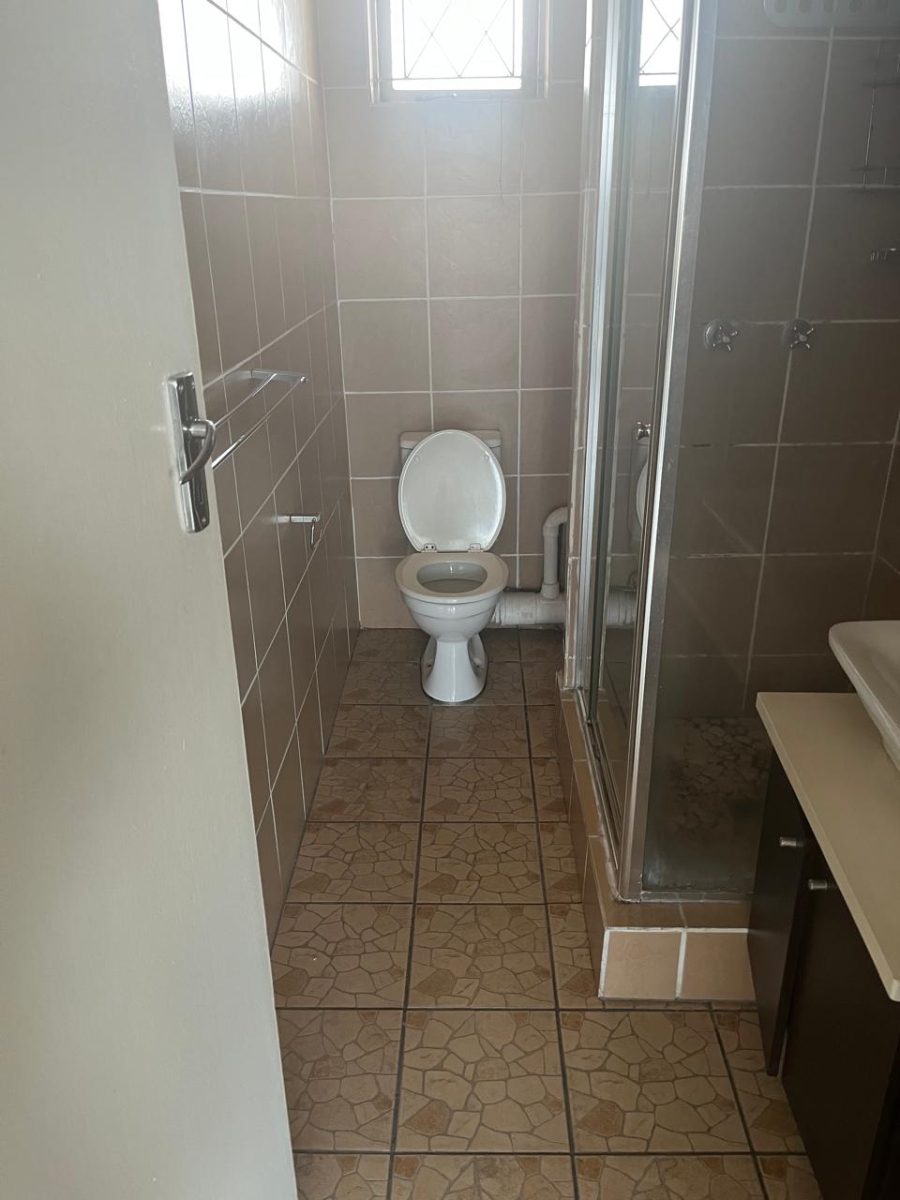1 Bedroom Property for Sale in Pinetown KwaZulu-Natal