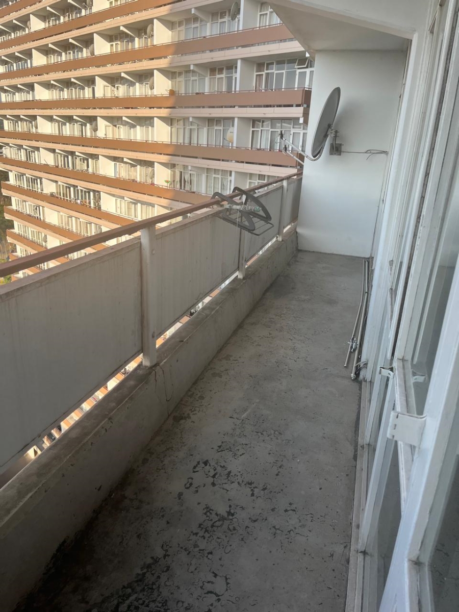 1 Bedroom Property for Sale in Pinetown KwaZulu-Natal