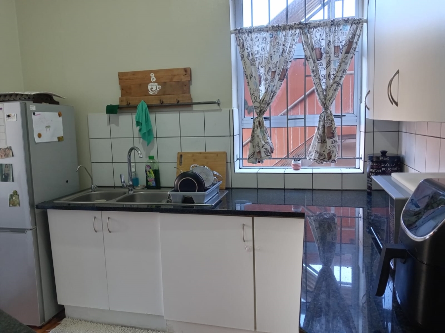3 Bedroom Property for Sale in Amanzimtoti KwaZulu-Natal