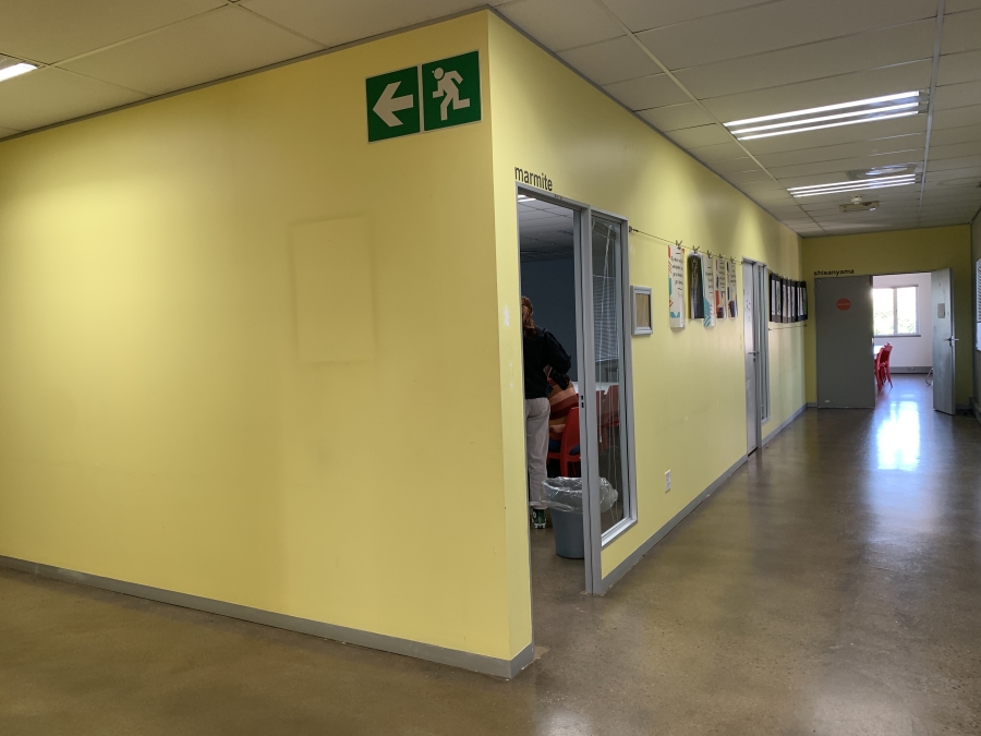 To Let Commercial Property for Rent in La Lucia Ridge KwaZulu-Natal