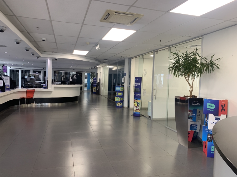 To Let Commercial Property for Rent in La Lucia Ridge KwaZulu-Natal