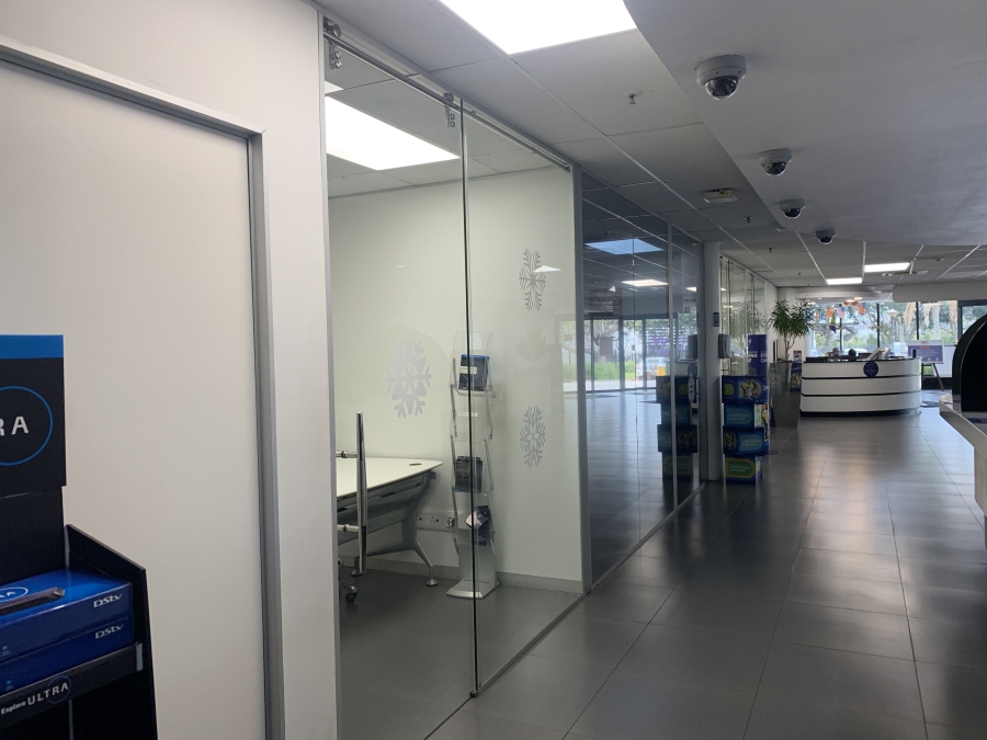 To Let Commercial Property for Rent in La Lucia Ridge KwaZulu-Natal