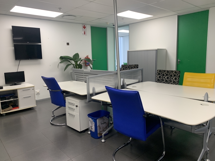 To Let Commercial Property for Rent in La Lucia Ridge KwaZulu-Natal
