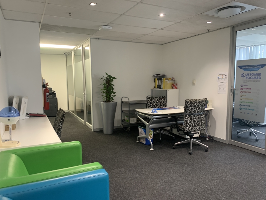 To Let Commercial Property for Rent in La Lucia Ridge KwaZulu-Natal