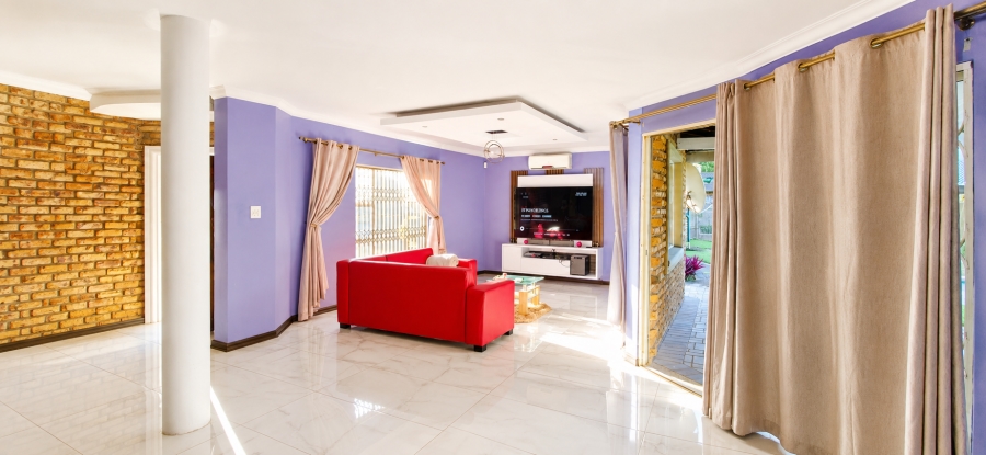 3 Bedroom Property for Sale in Meer En See KwaZulu-Natal