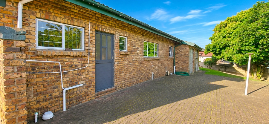 3 Bedroom Property for Sale in Meer En See KwaZulu-Natal