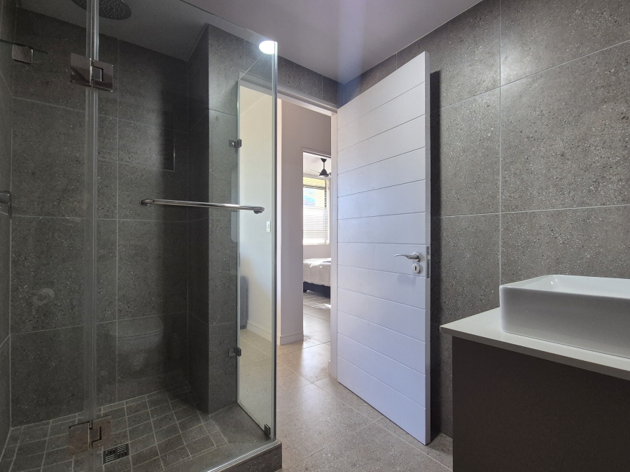 2 Bedroom Property for Sale in Ballitoville KwaZulu-Natal