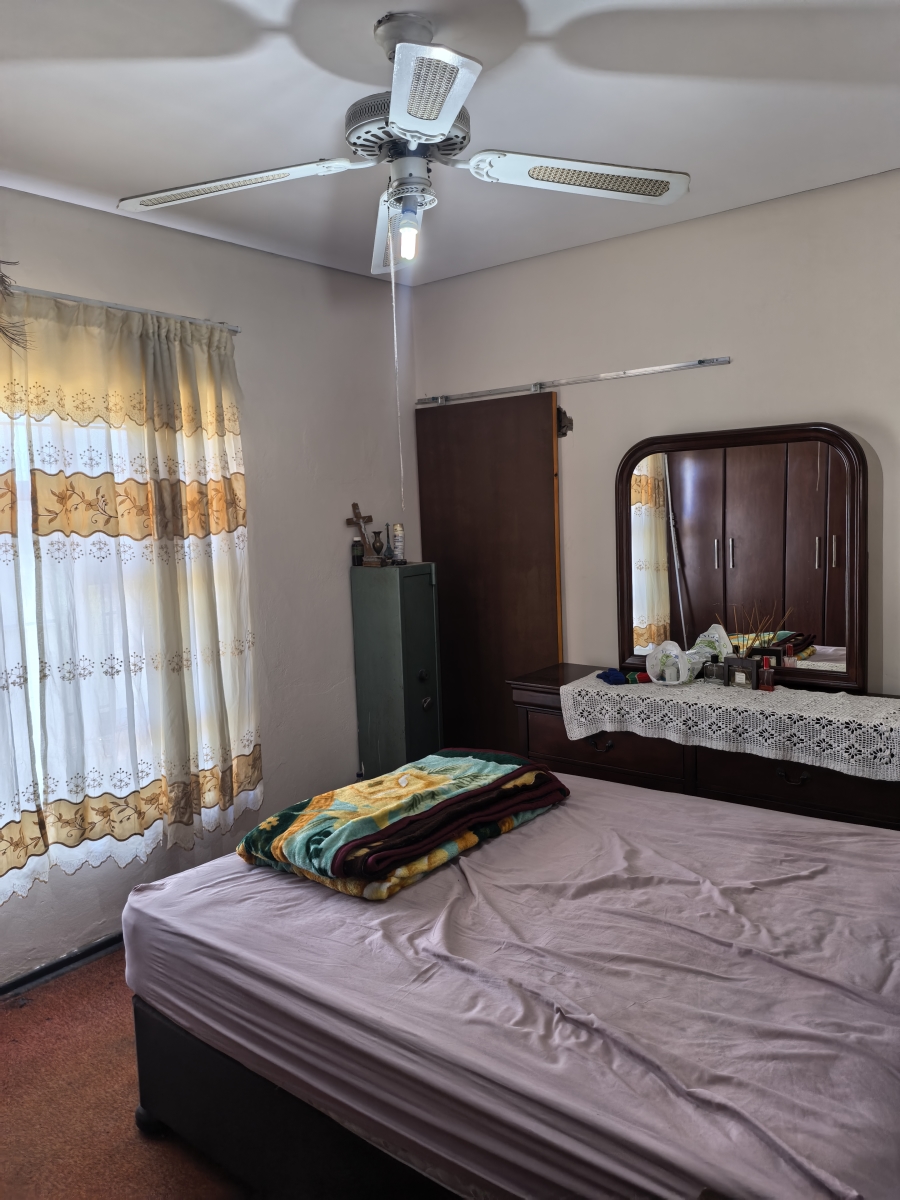 To Let 4 Bedroom Property for Rent in Umlazi V KwaZulu-Natal