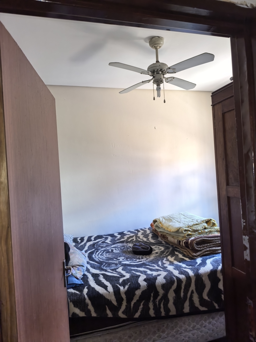 To Let 4 Bedroom Property for Rent in Umlazi V KwaZulu-Natal