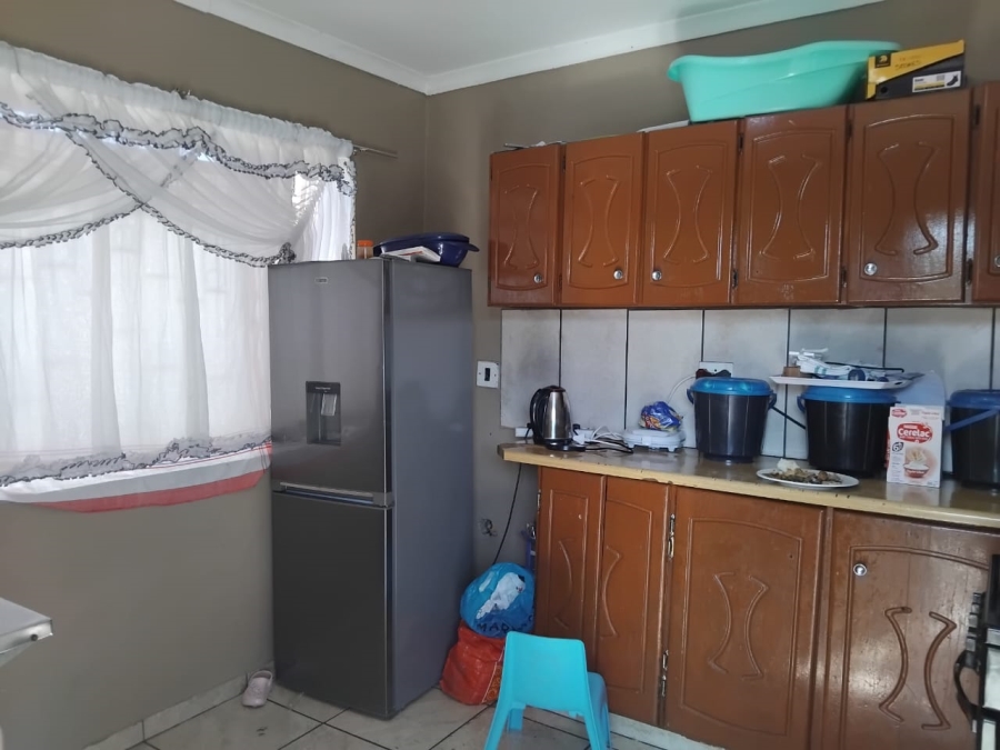 3 Bedroom Property for Sale in Lennoxton KwaZulu-Natal
