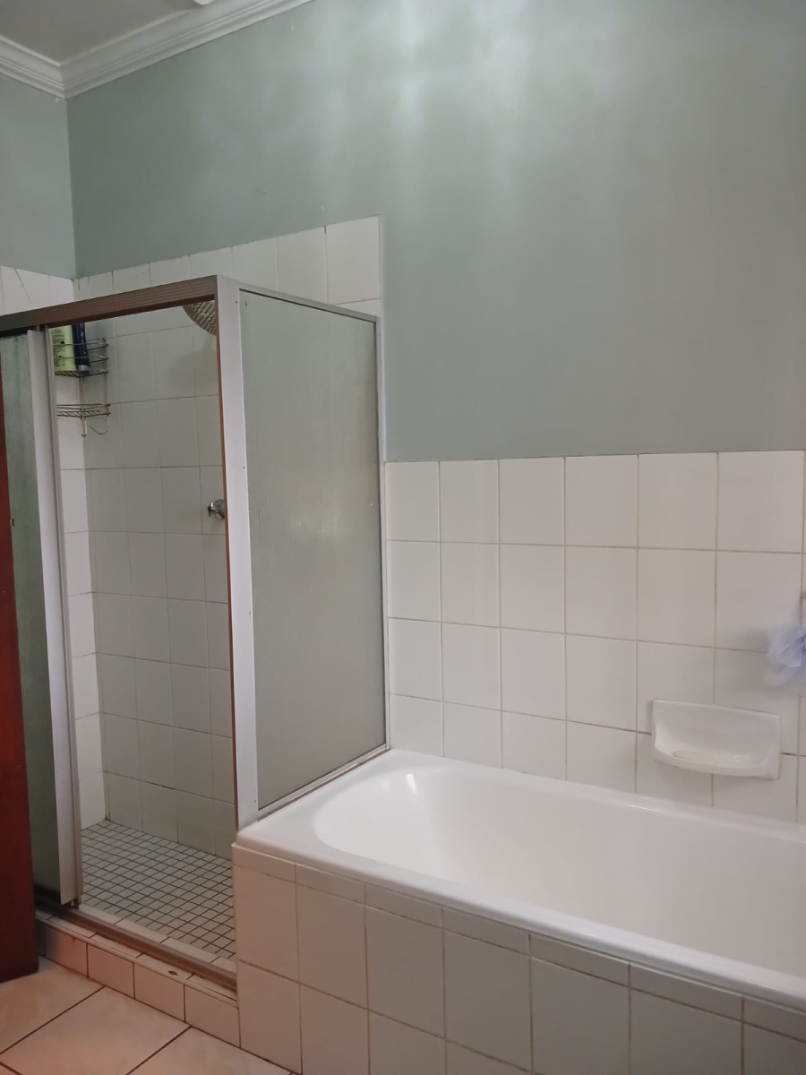 To Let 2 Bedroom Property for Rent in Glenwood KwaZulu-Natal