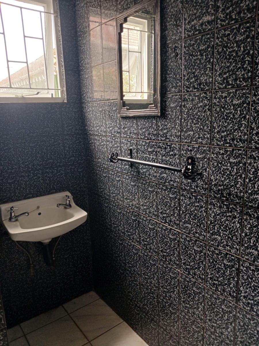 To Let 2 Bedroom Property for Rent in Glenwood KwaZulu-Natal