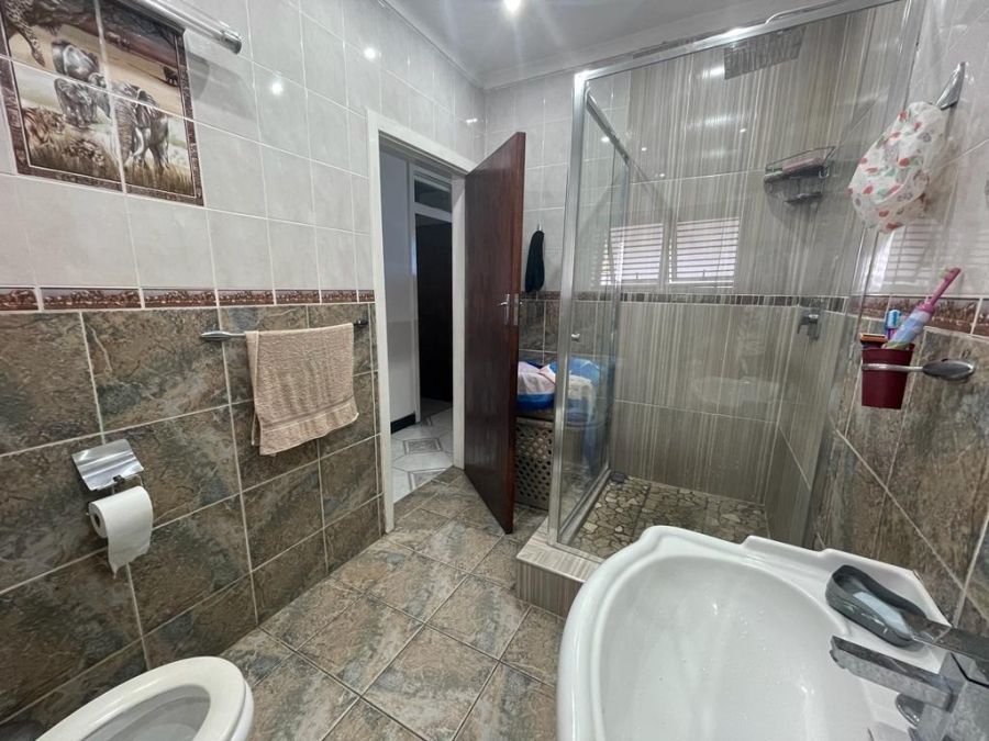 3 Bedroom Property for Sale in Brighton Beach KwaZulu-Natal