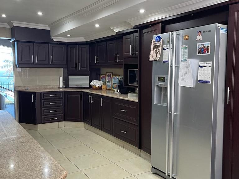 3 Bedroom Property for Sale in Brighton Beach KwaZulu-Natal