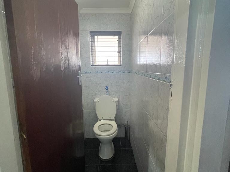 3 Bedroom Property for Sale in Brighton Beach KwaZulu-Natal