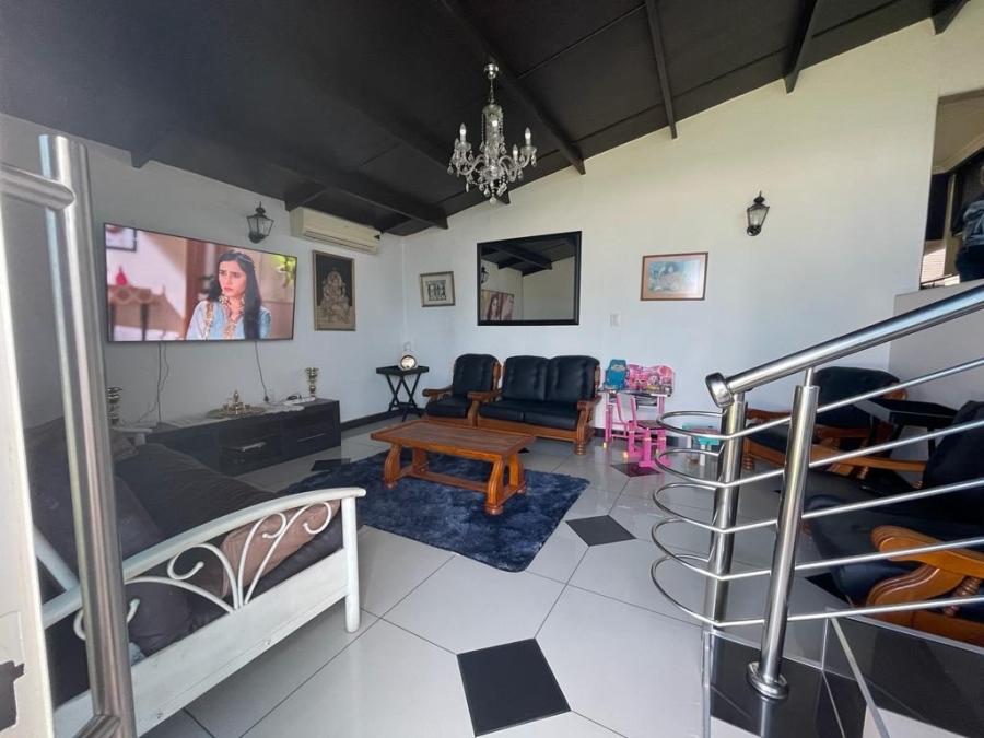 3 Bedroom Property for Sale in Brighton Beach KwaZulu-Natal