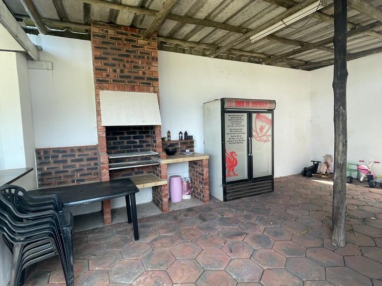 3 Bedroom Property for Sale in Brighton Beach KwaZulu-Natal