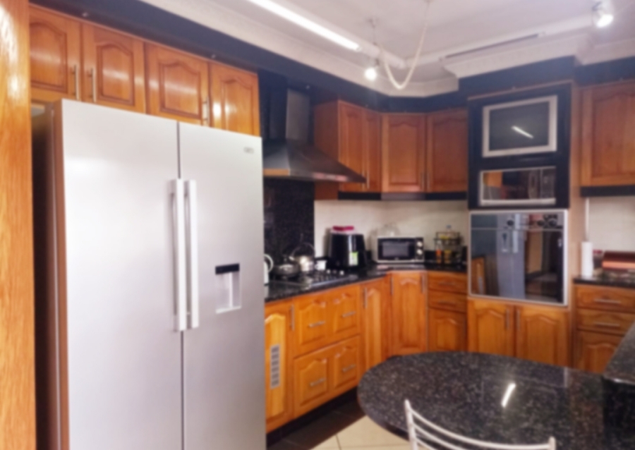 5 Bedroom Property for Sale in Queensmead Industrial KwaZulu-Natal