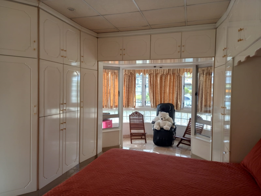 5 Bedroom Property for Sale in Queensmead Industrial KwaZulu-Natal