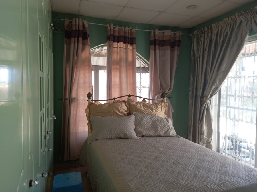 5 Bedroom Property for Sale in Queensmead Industrial KwaZulu-Natal