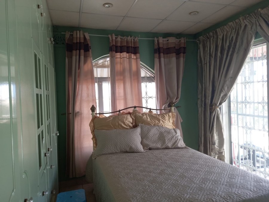 5 Bedroom Property for Sale in Queensmead Industrial KwaZulu-Natal