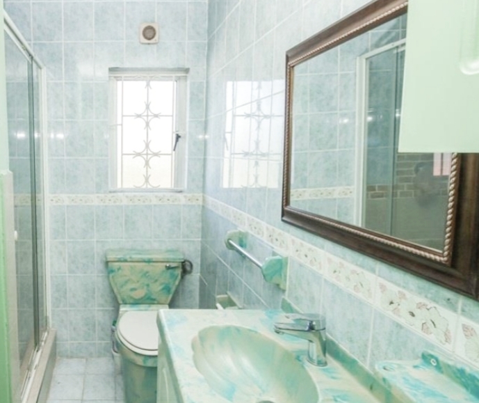 5 Bedroom Property for Sale in Queensmead Industrial KwaZulu-Natal