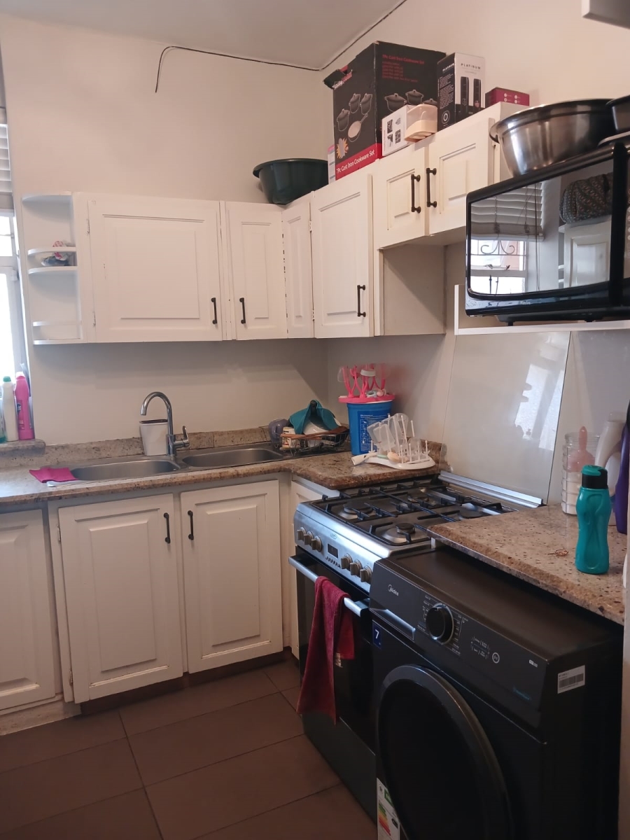 2 Bedroom Property for Sale in Morningside KwaZulu-Natal